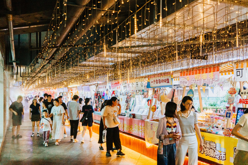 潍坊凤溪地万物集夜市