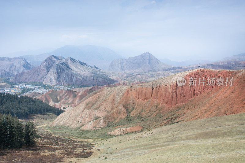 中国青海海西祁连县卓尔山丹霞地貌自然风光