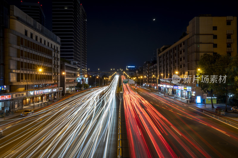 成都清江东路车流车轨都市夜景