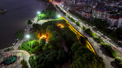 航拍湖北鄂州沿江大道夜景交通