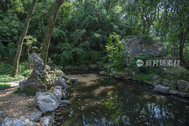 杭州凤凰山排衙石诗刻