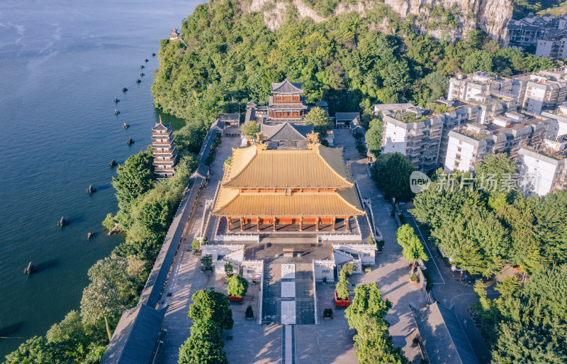 柳州文庙-航拍滨水中式古典建筑