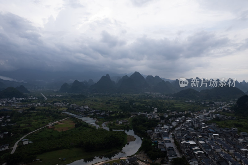 桂林阳朔漓江山水自然风光航拍