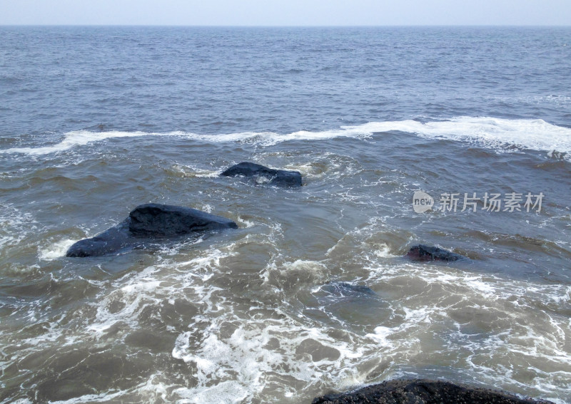 漳州火山岛海边火山岩石