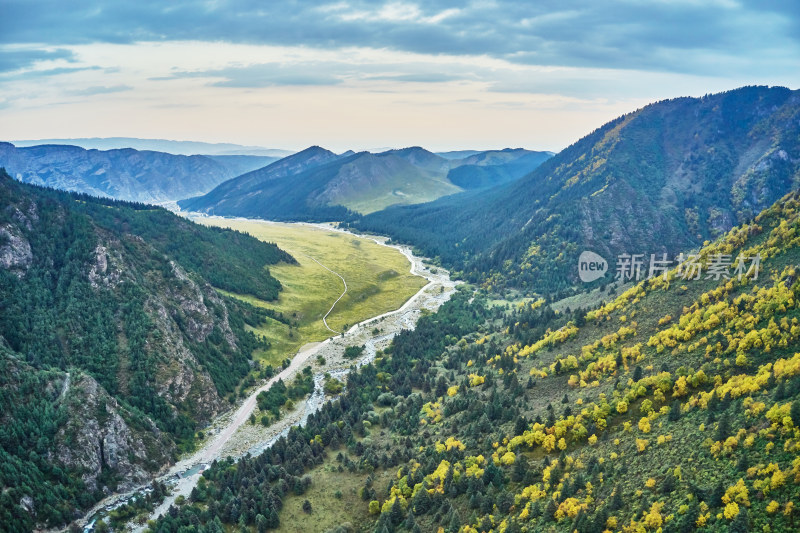 甘肃武威天柱县冰沟河景区