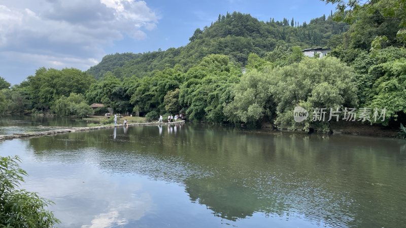 贵州省贵阳市花溪十里河滩景色