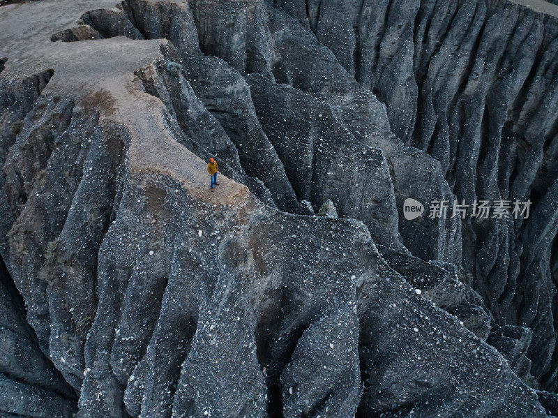 新疆安集海大峡谷