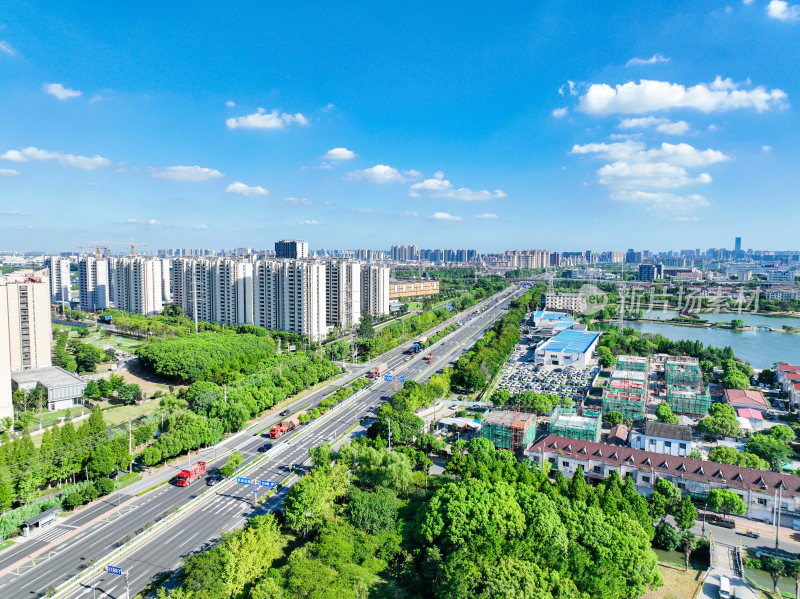 航拍江苏苏州昆山城市建筑风光大景