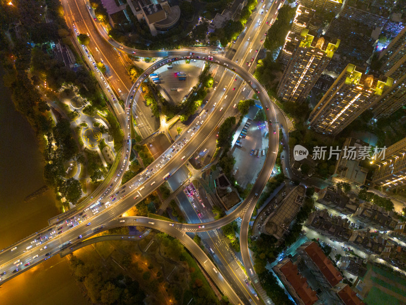 航拍福州城市夜景下与繁华立交桥及周边建筑