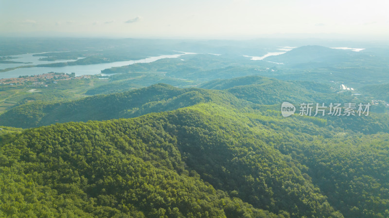 航拍视角青山绿水自然风景