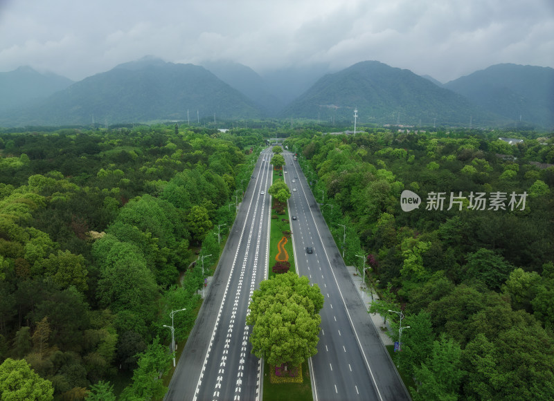 桐庐县城道路迎春南路航拍