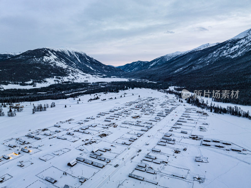 新疆冬季阿勒泰喀纳斯雪景