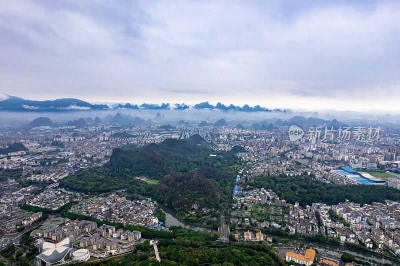 广西桂林城市清晨迷雾云海风景航拍摄影图