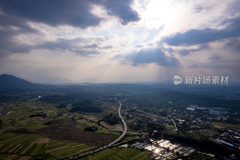 青山绿水大好河山航拍图