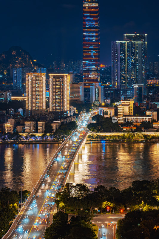 柳州文昌大桥与市中心高楼建筑夜景