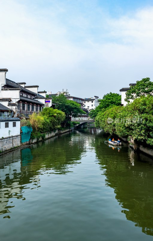 江南水乡河道及沿岸建筑景观