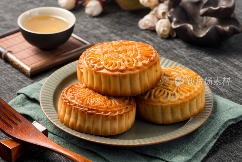 传统中式月饼