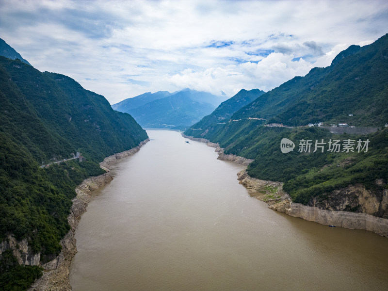 祖国壮丽河山湖北长江三峡牛肝马肺峡