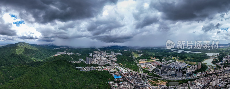 深圳暴雨航拍图