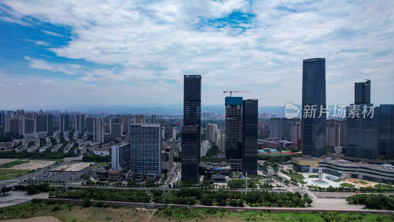 江西南昌城市地标建筑绿地双子塔航拍