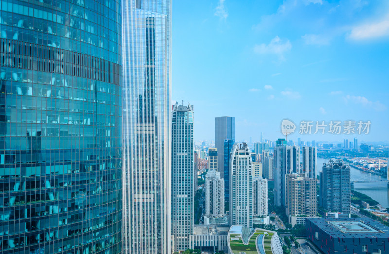 广州珠江新城CBD城市高楼建筑与珠江