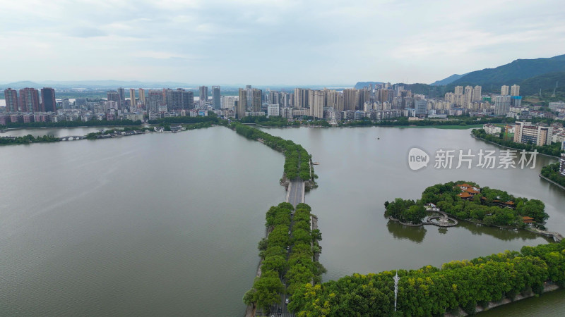 航拍湖北黄石城市公园风光