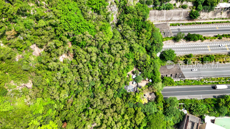 高速公路穿山隧道航拍