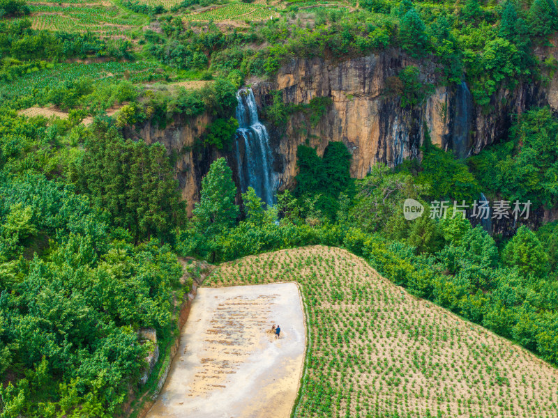 贵州毕节七星关六冲河峡谷景色