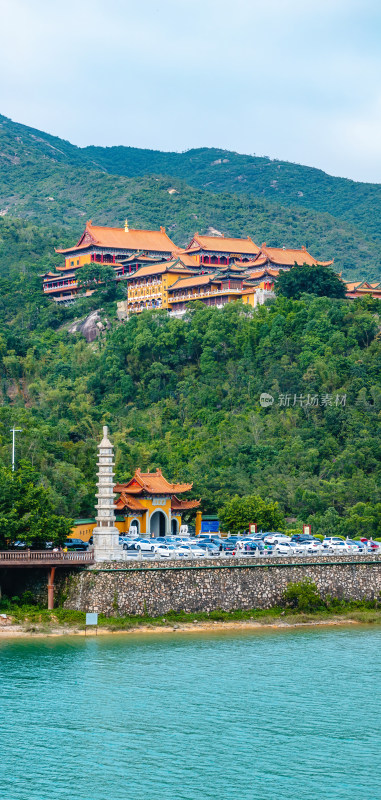 中国广东省珠海市斗门区斗门镇黄杨山金台寺