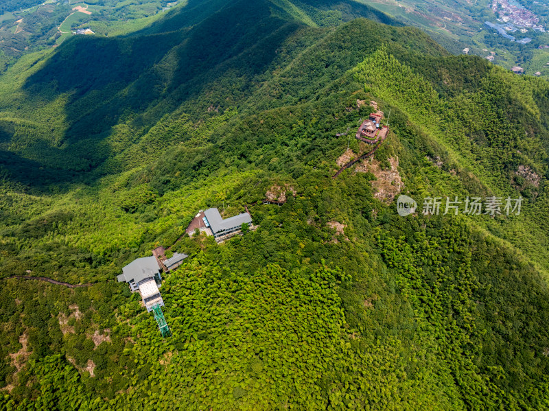 夏季白天航拍常州溧阳天目山南山竹海景区