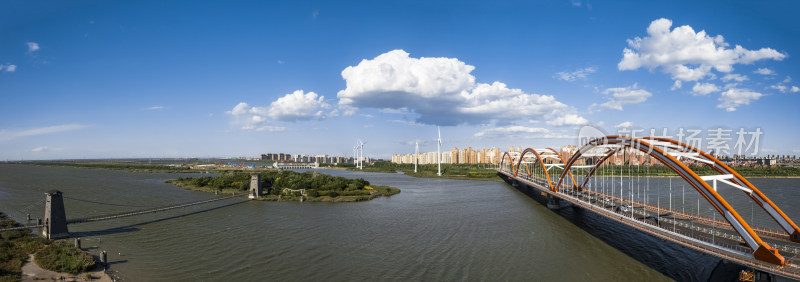 天津滨海生态城永定新河彩虹大桥城市风光