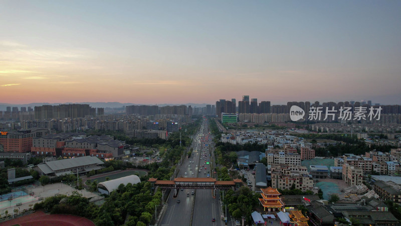 云南昆明城市夕阳晚霞航拍