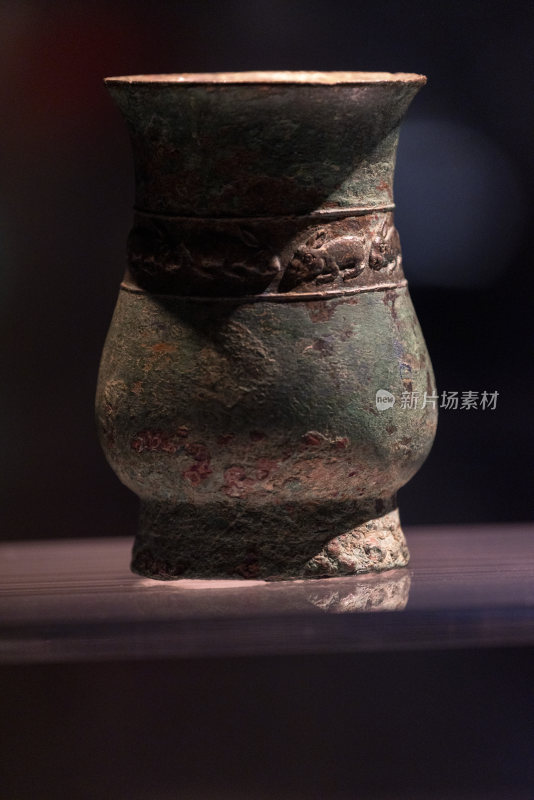 河南洛阳博物馆西周兔纹铜觯