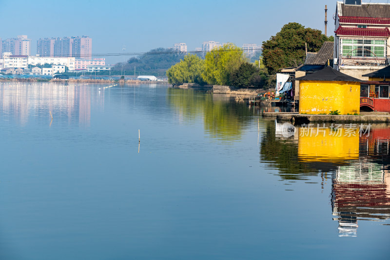 浙江宁波鄞州区冠英村自然山水景观