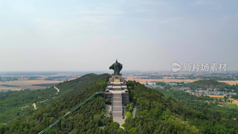 航拍河南商丘大汉雄风景区刘邦像