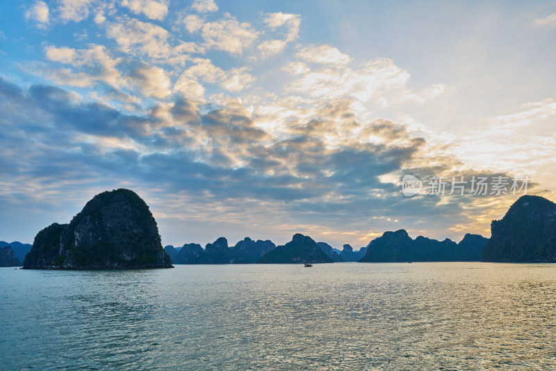 越南下龙湾自然美景