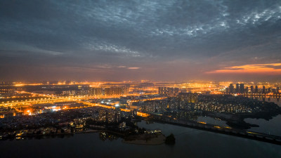 武汉蔡甸区后官湖湖畔夜晚风光