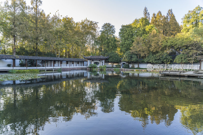 杭州西湖郭庄清代私家园林建筑