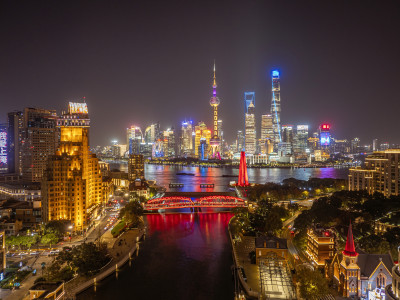 上海浦东陆家嘴东方明珠黄浦江城市夜晚夜景