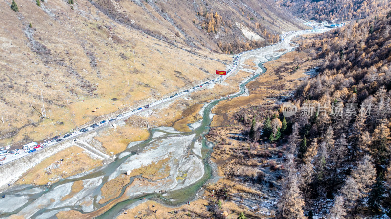 四川西部阿坝理小路的热门地点大二普营地