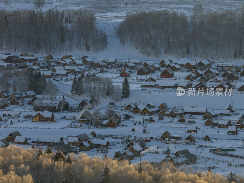 新疆北疆阿勒泰禾木冬季雪景童话世界航拍