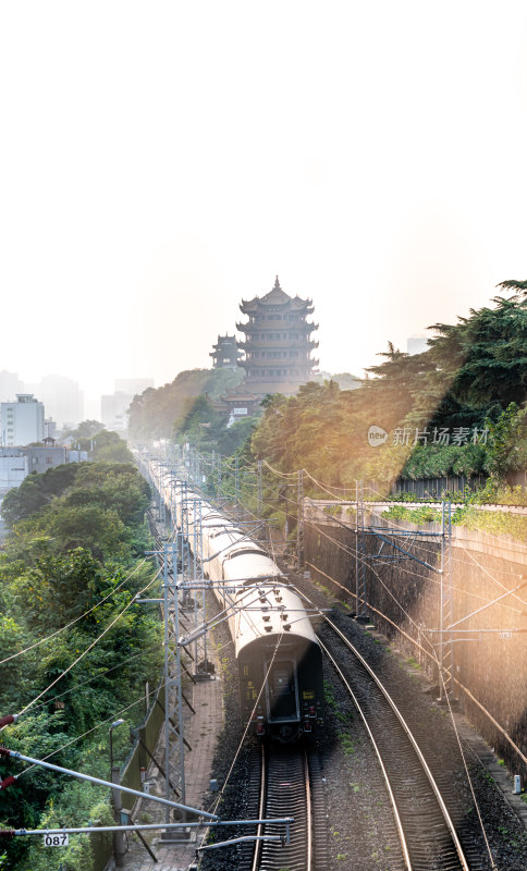 湖北武汉武昌京广铁路黄鹤楼白云阁