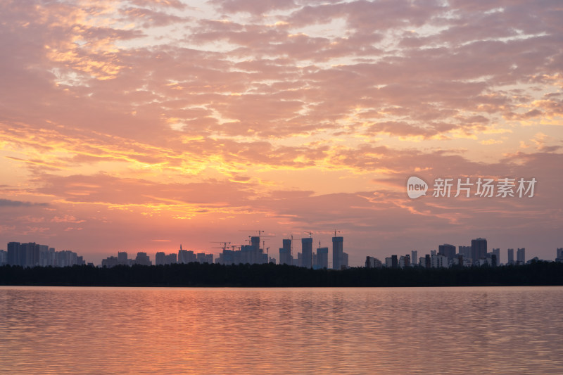 湖北武汉金银湖夕阳景色