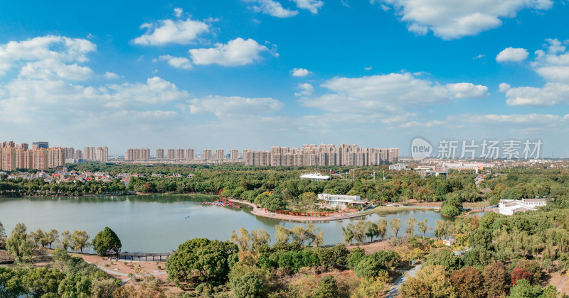 航拍江苏昆山城市生态秋景风光