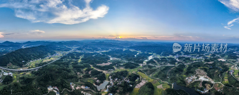 山川丘陵美丽乡村航拍全景图