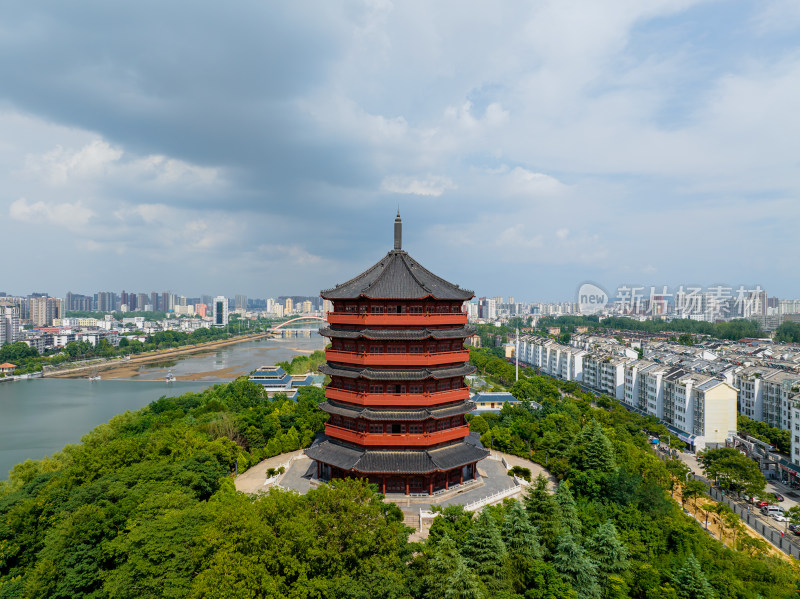 航拍夏季河南信阳茗阳阁风光