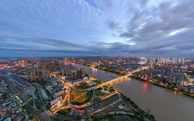 衡阳湘江大桥夜景风光航拍