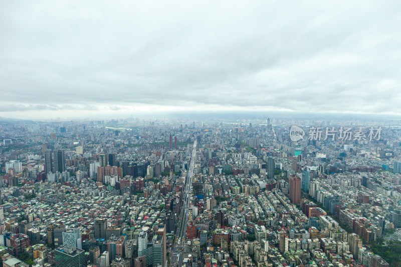 台北101大厦鸟瞰台北市
