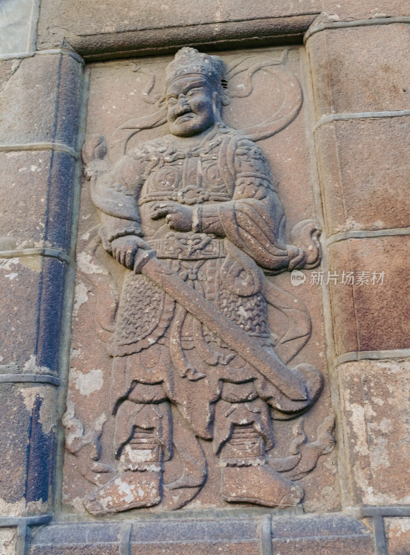 泉州开元寺的仁寿塔上的宗教人物浮雕