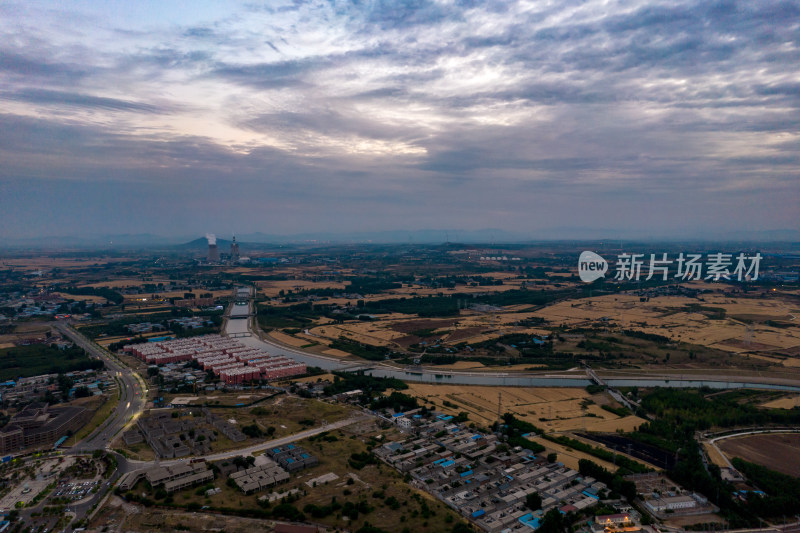 河南平原晚霞夕阳城市航拍图